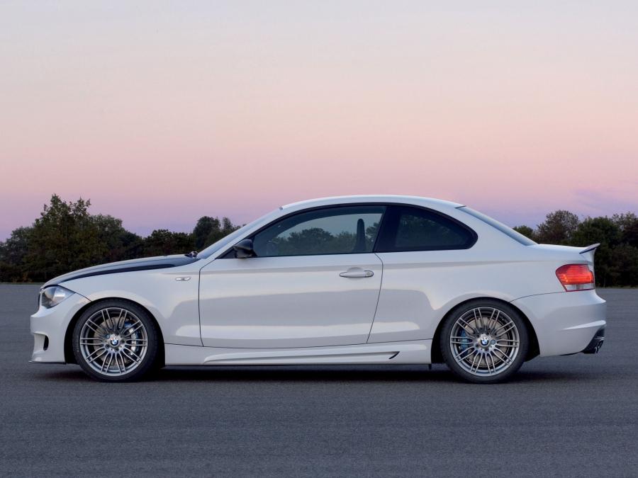  BMW 1-Series tii Concept 2007 года  (фото 7 из 16)
